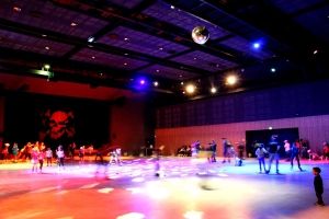 01-Roller-Dance-2017-(1)